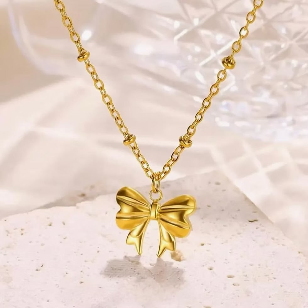 Bow Necklace