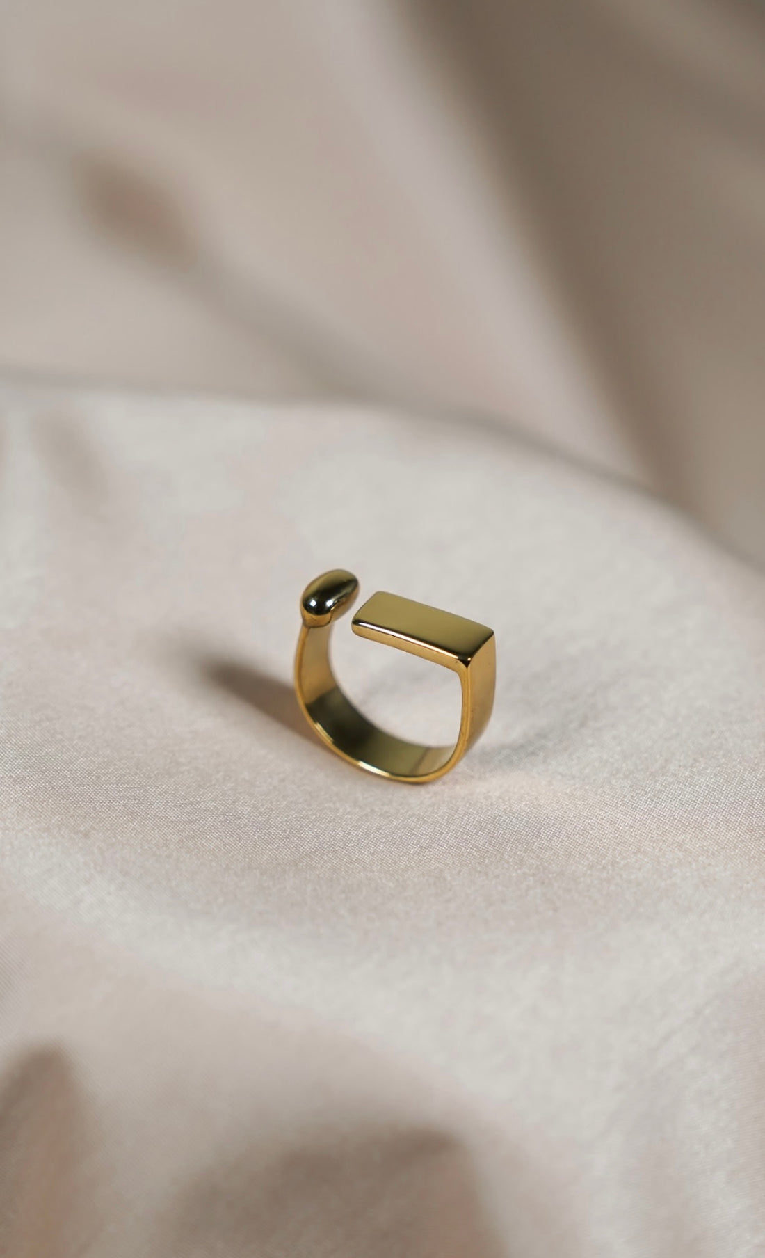 Gaia ring