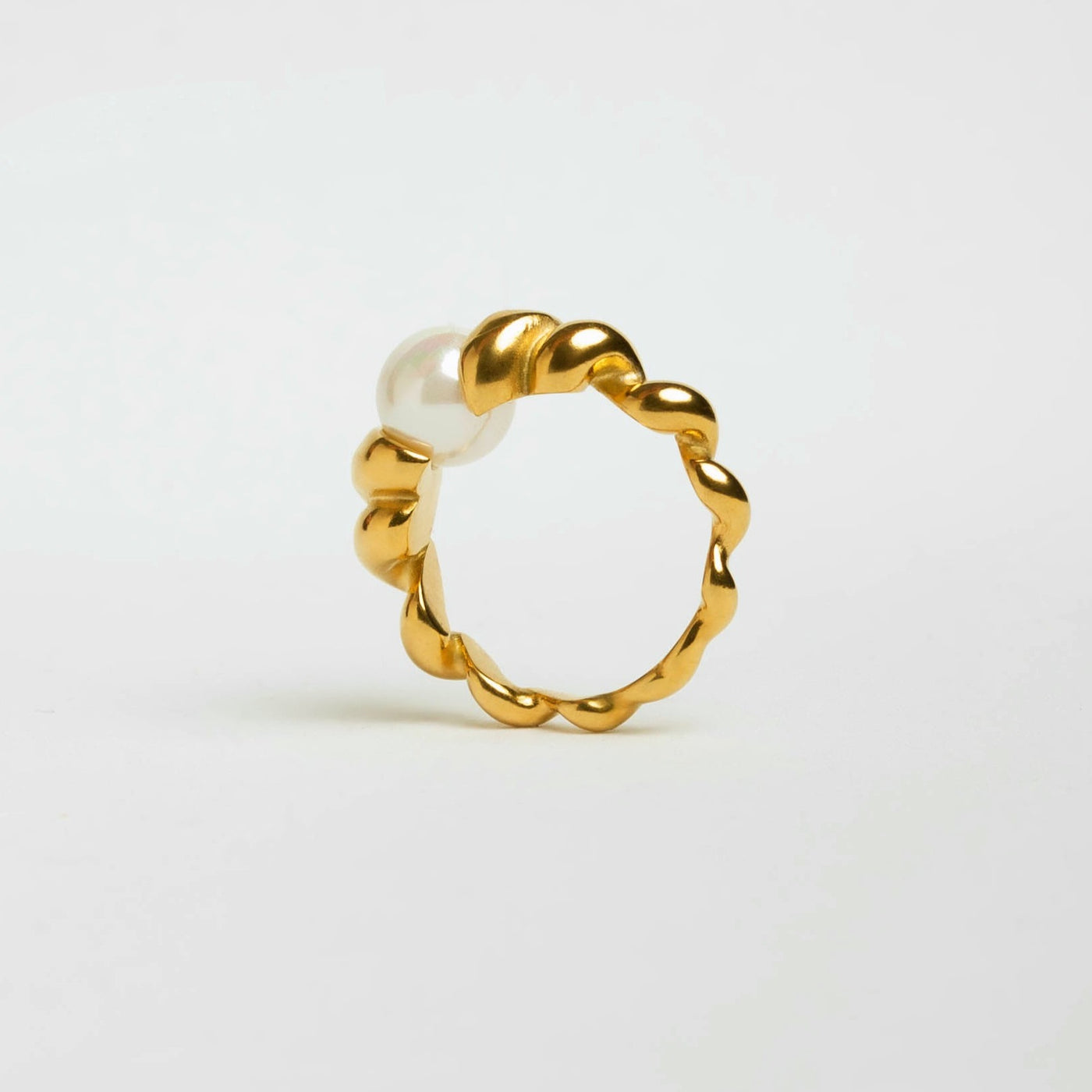 Solace ring