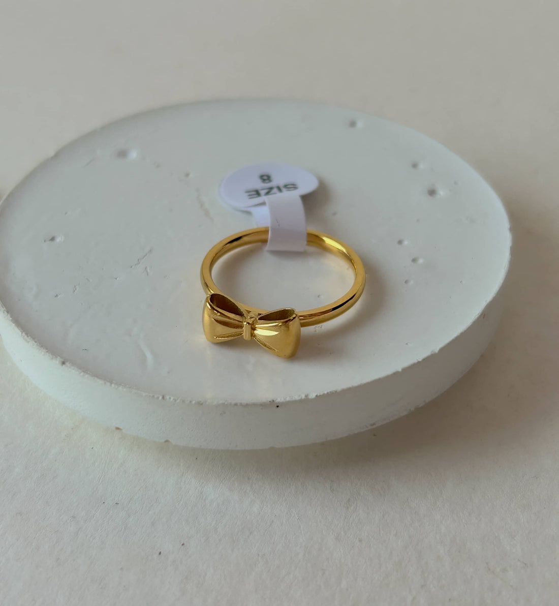 Bow Ring