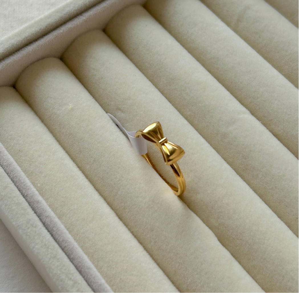 Bow Ring