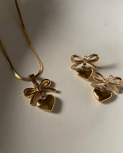 Lustre set