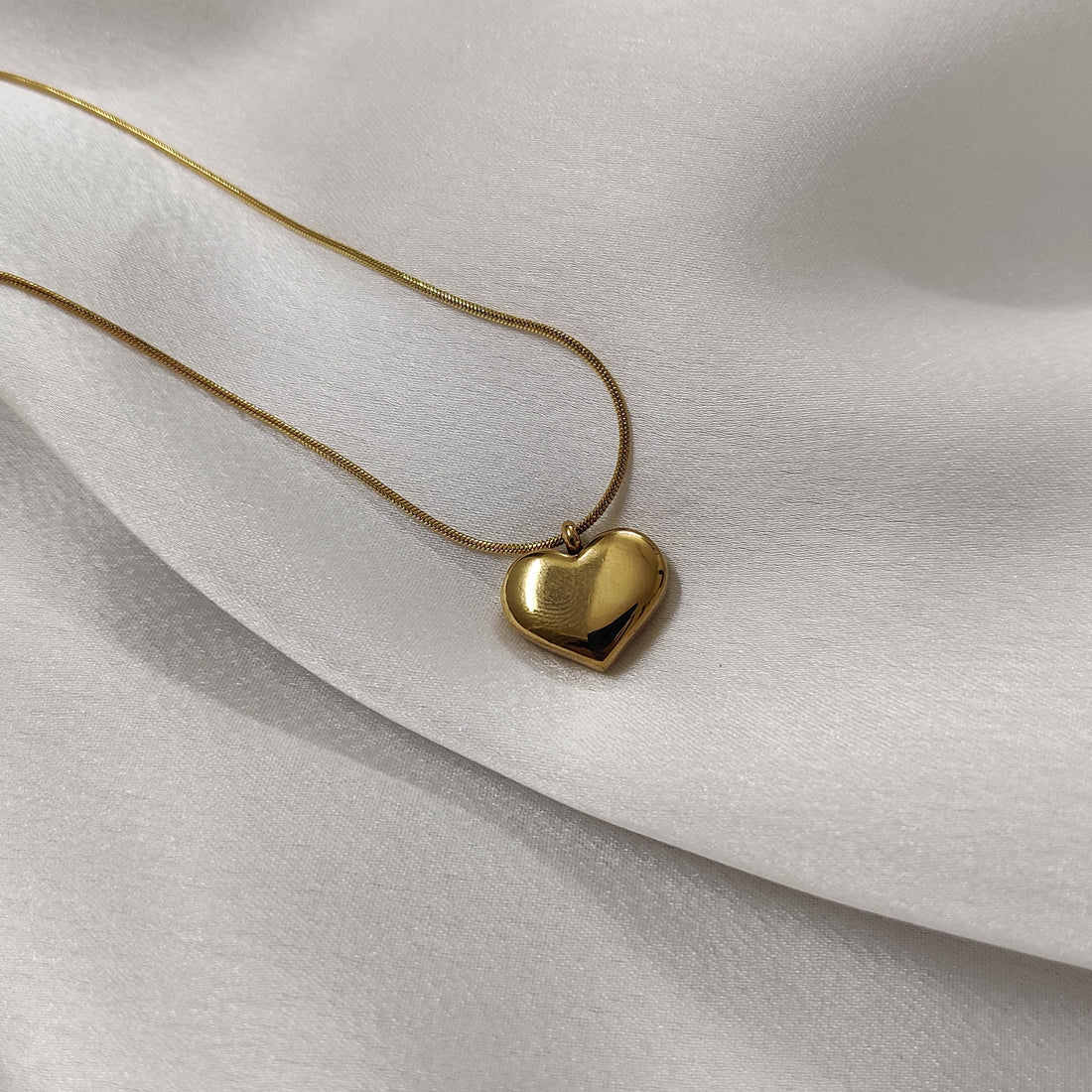 Adora Chain