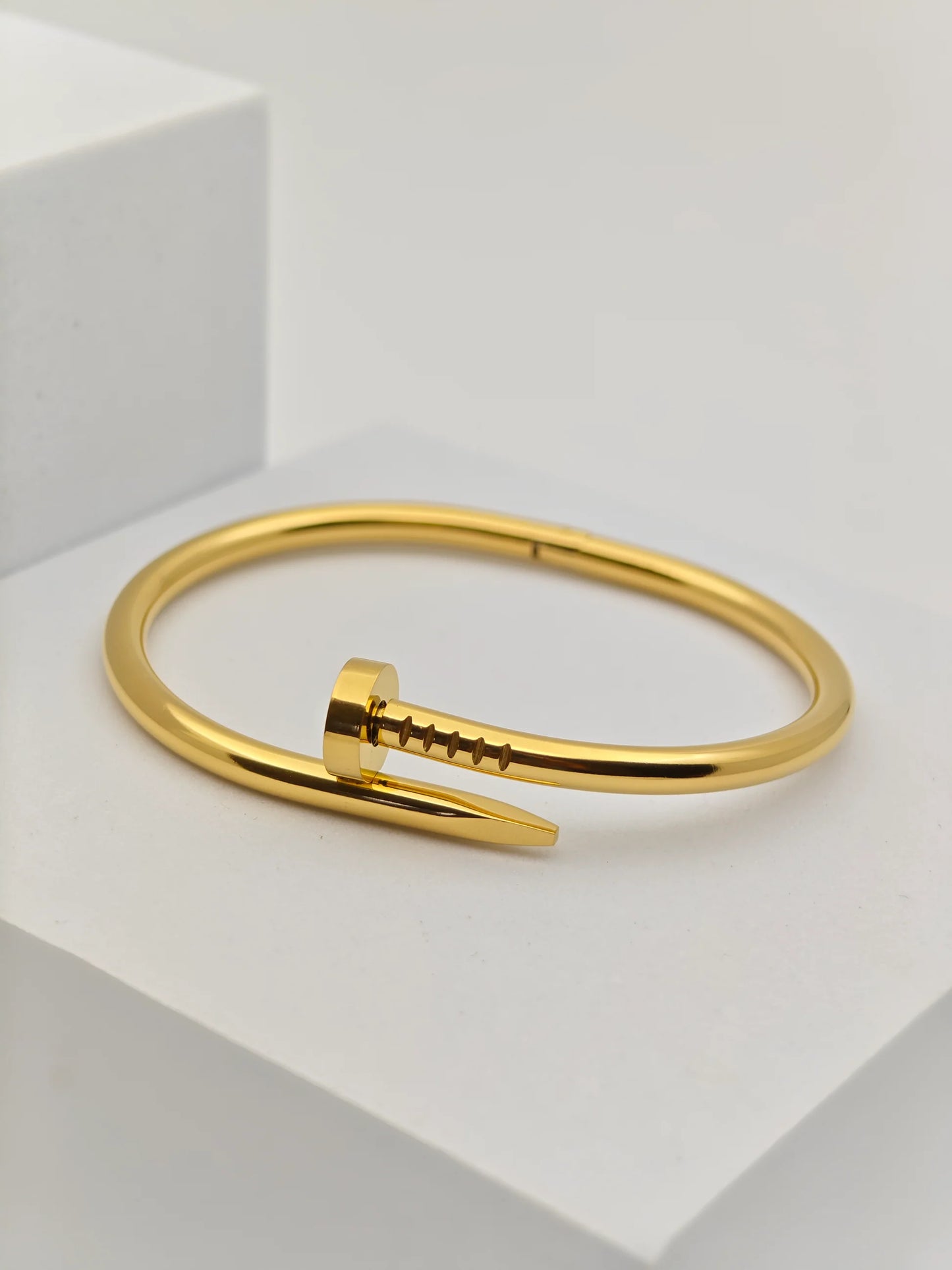 Nail Cuff