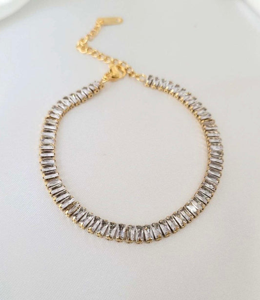 Amour tennis bracelet