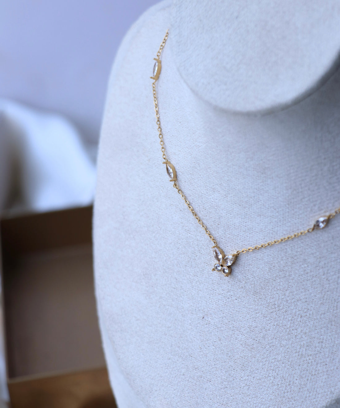 Tiara chain