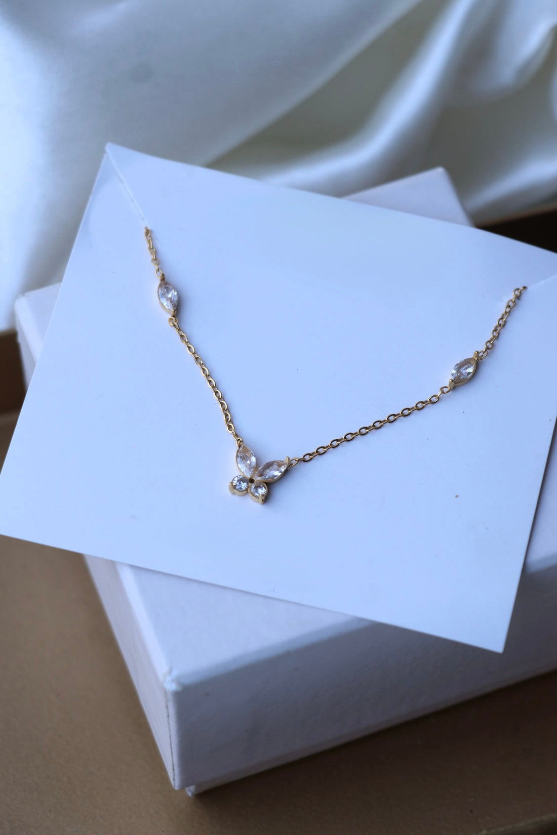 Tiara chain