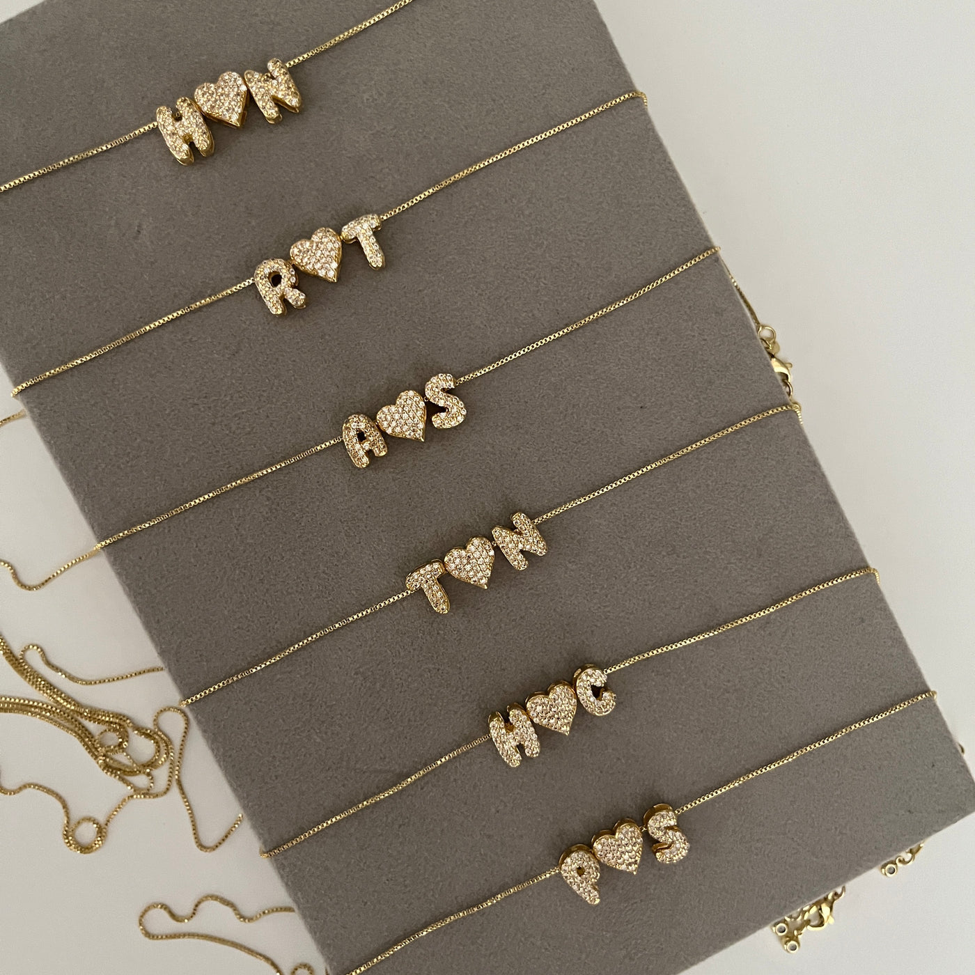 Mini bubble initial love & personalised chain♥️