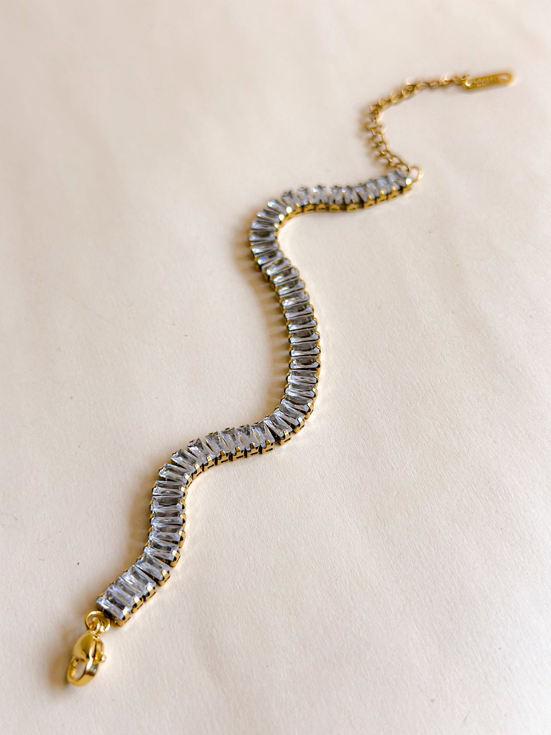Amour tennis bracelet
