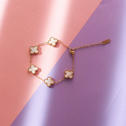 Clover bracelet