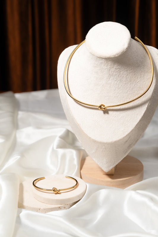 Knot Cuff & Choker set