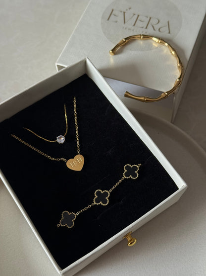 Bond and bling set