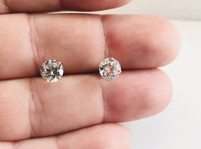 Stellar studs