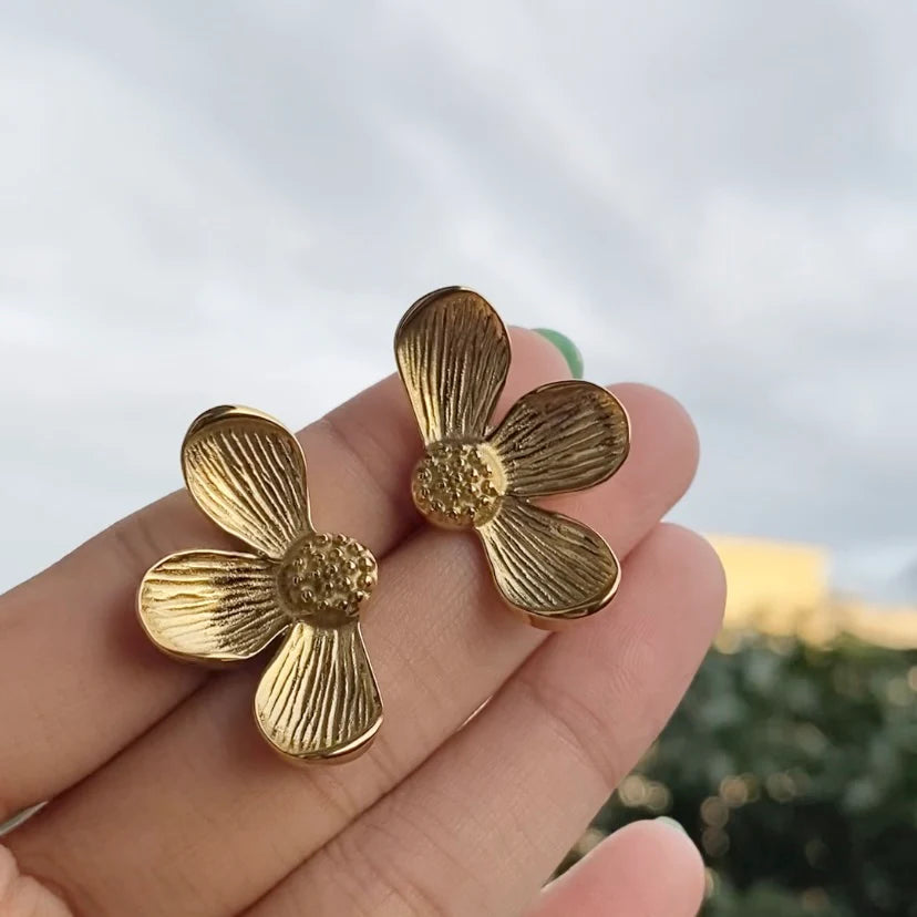 Half flower earrings
